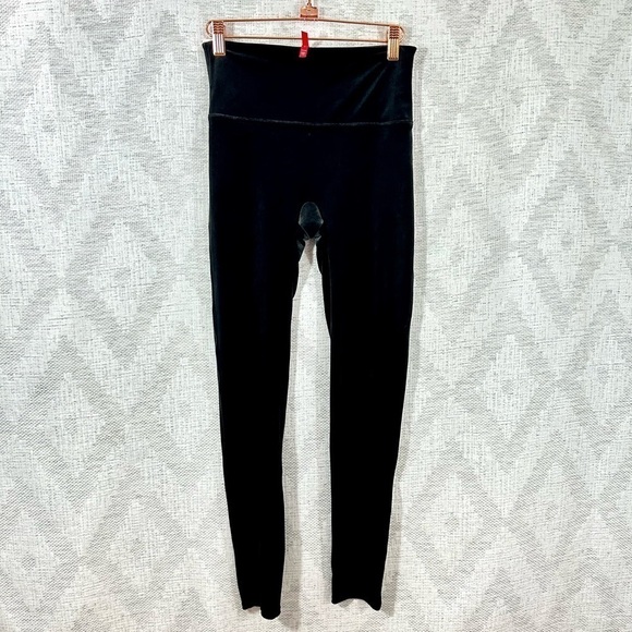 Spanx Black velvet leggings size M - Picture 2 of 10